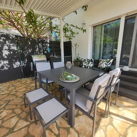 Radini With A Private Heated Saltwater Pool And Private Parking Brtonigla