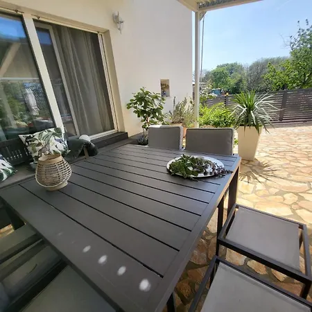 Radini With A Private Heated Saltwater Pool And Private Parking Villa *