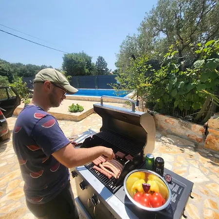 Villa Amore Radini With A Private Saltwater Pool And Dedicated Parking