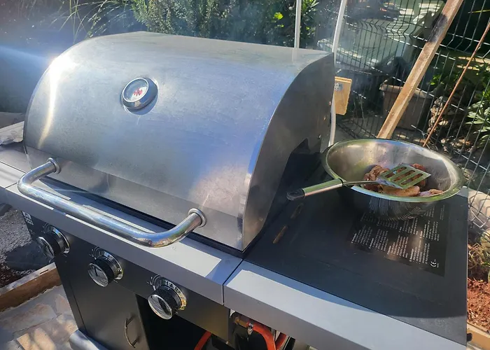 Vila Radini With A Private Heated Saltwater Pool And Private Parking Brtonigla