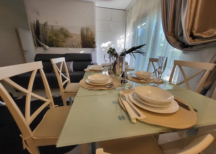 Vila Radini With A Private Heated Saltwater Pool And Private Parking