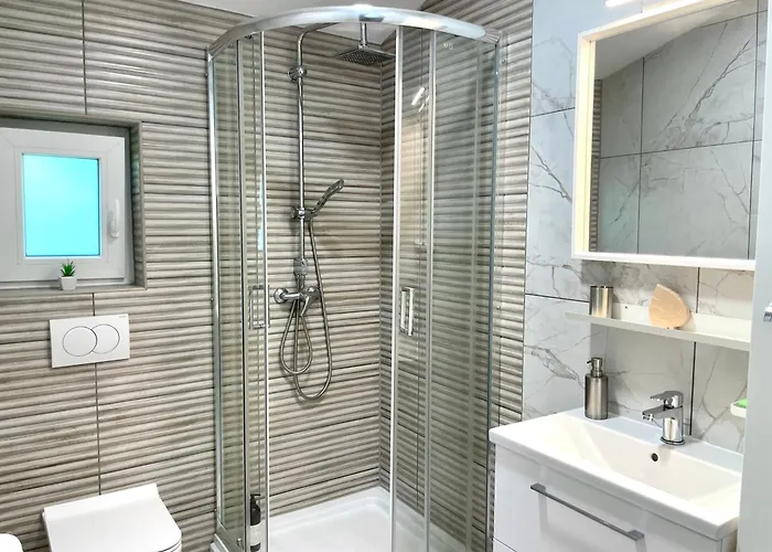 Radini With A Private Heated Saltwater Pool And Private Parking * Brtonigla