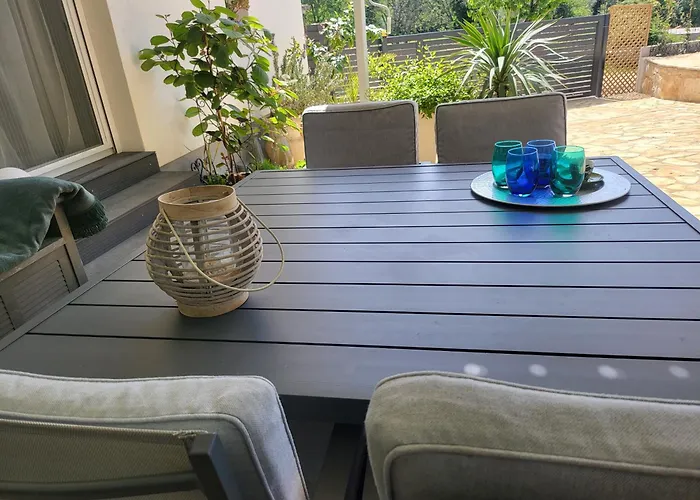 Vila Radini With A Private Heated Saltwater Pool And Private Parking *