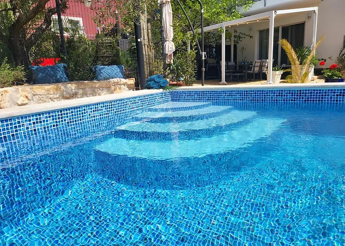 Radini With A Private Heated Saltwater Pool And Private Parking Brtonigla