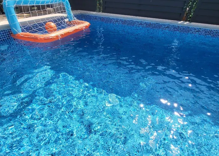 Radini With A Private Heated Saltwater Pool And Private Parking Brtonigla